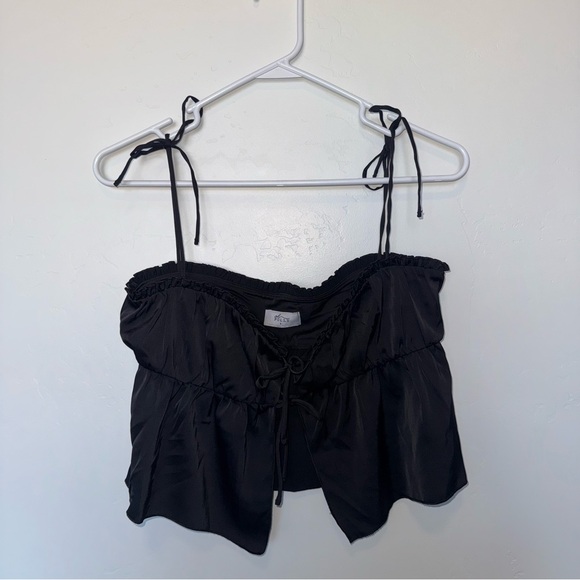 Oh Polly Caramia Tie-Front Camisole Top in Black - Picture 3 of 6